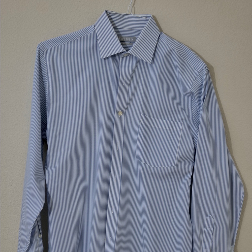 VAN HEUSEN MENS FITTED DRESS SHIRT -15 1/2 -32/33 -Medium